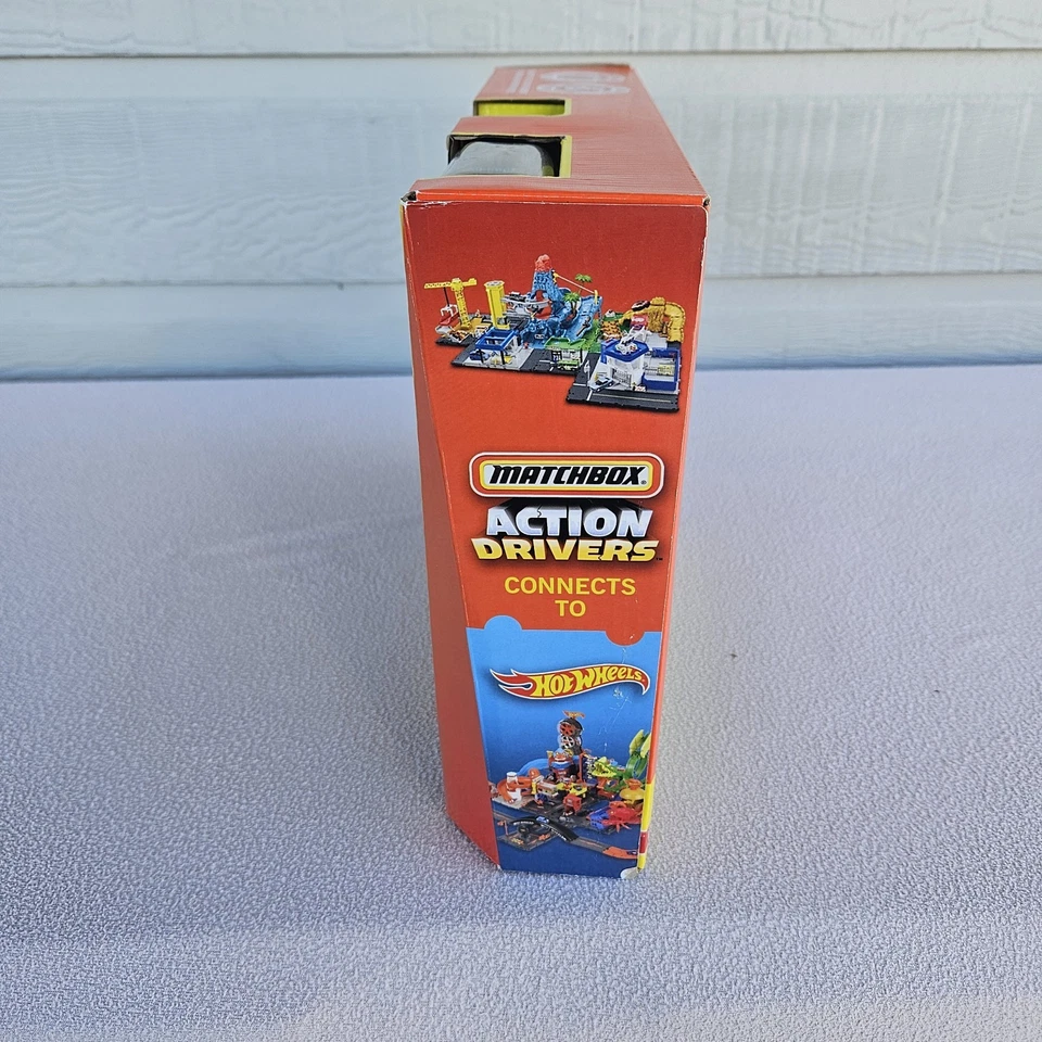 Matchbox Action Drivers Police Station Dispatch Playset GVY85 Mattel - Image 4 of 4