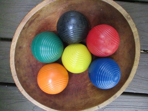 Great set of 6 Franklin plastic-coated croquet balls from professional