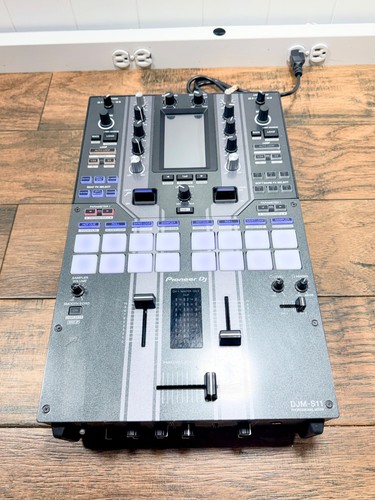 Pioneer DJ DJM-S11 Professional 2-Channel DJ Mixer - Black Y206