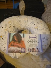 Original Boppy Feeding And Infant Support Pillow..White With Animals