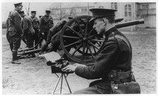 Photo:Canadian soldier using typewriter during World War I thumbnail