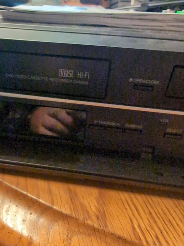 Toshiba DVR620KU DVD Recorder VHS Player VCR Combo HDMI Remote Cables Tested - Picture 4 of 12