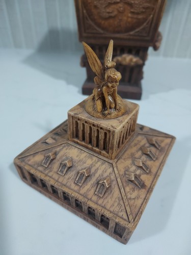 The Art of Disney Theme Parks Olszewski Tinkerbell Atop Big Ben Heirloom Box - Picture 6 of 9