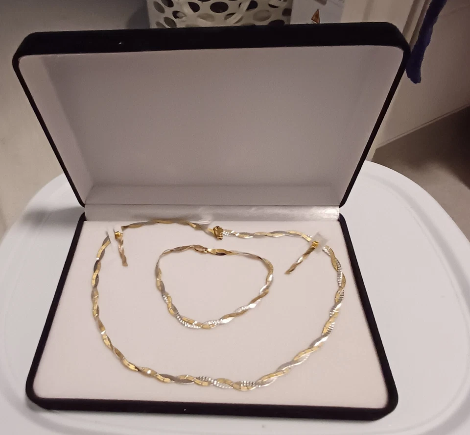 9ct Trigold Necklace Bracelet & Earrings Set Vintage Italian Set Pristine Gift - Image 2 of 4