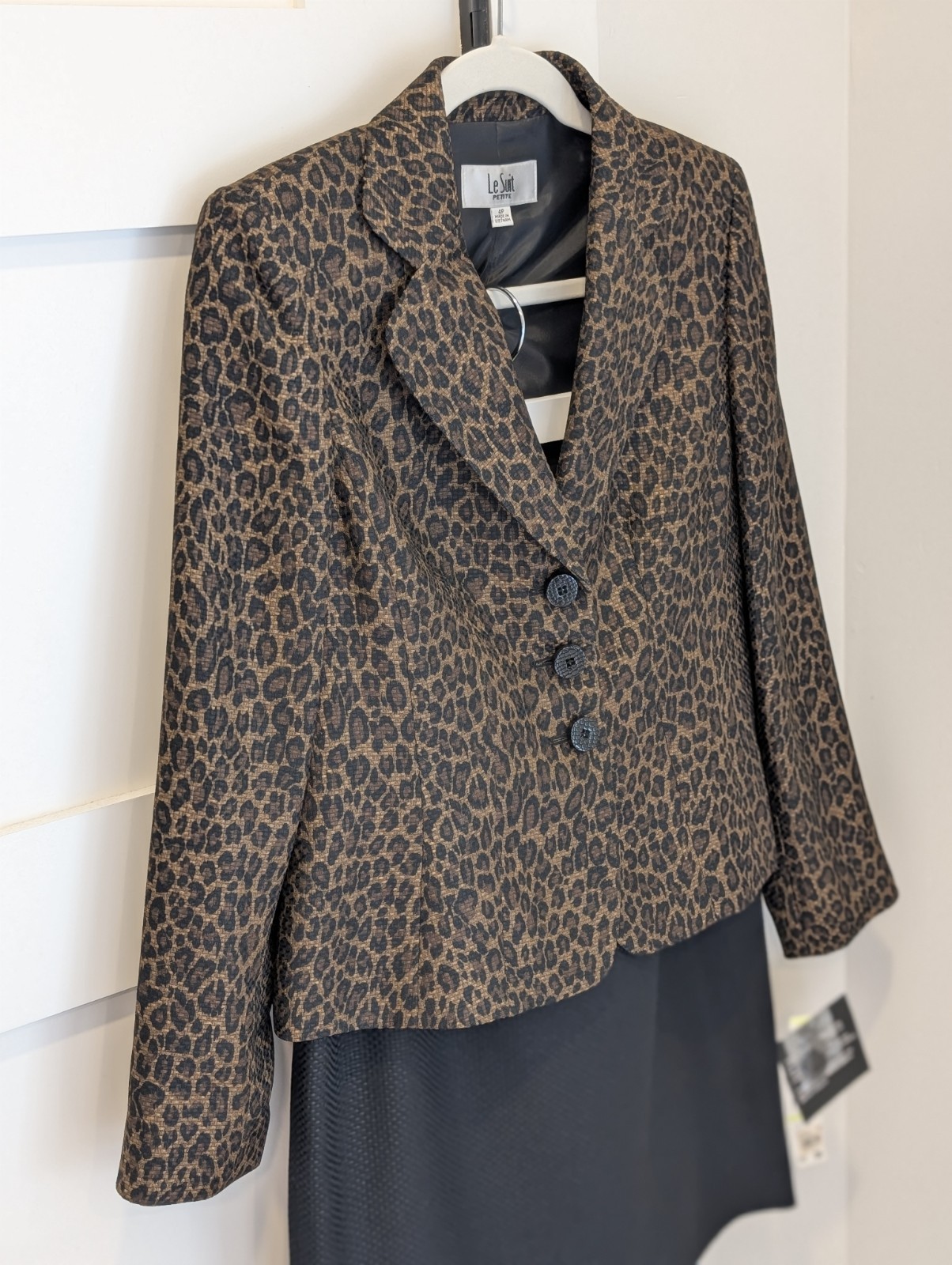 LE SUIT Womens BLACK BRONZE 2PC ANIMAL PRINT SKIRT SUIT SZ 4P Lined NWT