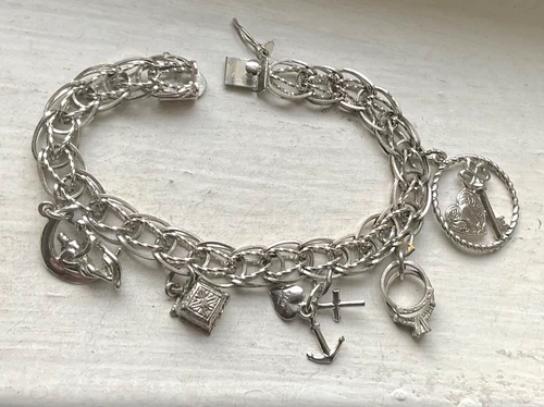 Vintage DYNASTY USA SILVER CHARM BRACELET 7 1/4” Wearable Romantic Bridal