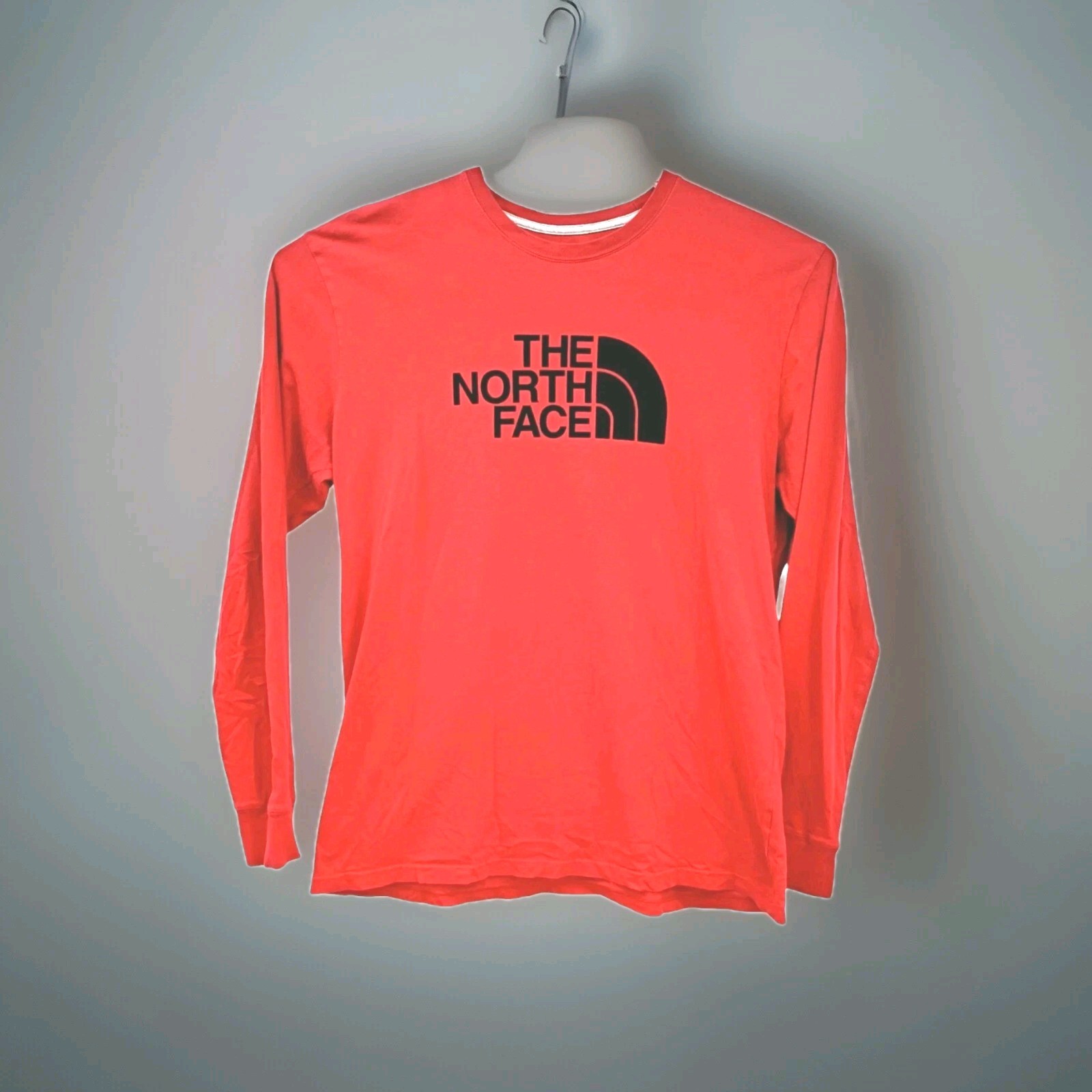 The North Face Mens Red Classic Fit Logo Long Sleeve Tee Size L