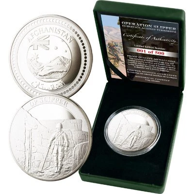 Afghanistan IED Clearance Ltd Medallion 50mm In Case - Picture 2 of 2