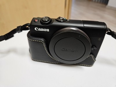 Canon EOS M100, 24.2MP, großer APS-C-Sensor, schwarz - wie NEU