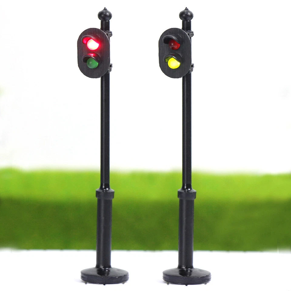 5pcs Traffic Signals O Scale 1:43 LED Crosswalk Signal Road Street Red Green - Image 3 of 4