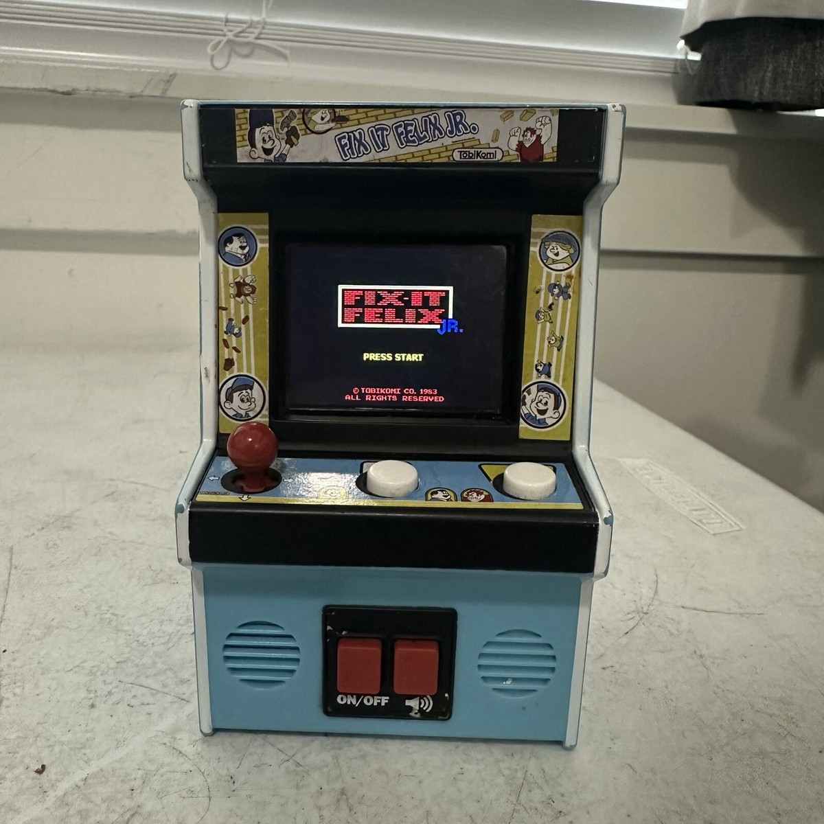 Fix it Felix Jr. Mini Arcade Game Disney Wreck it Ralph