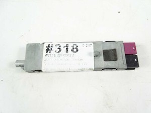 Mercedes W212 W218 ANTENNENVERSTÄRKER A2128201689 / MO 72719