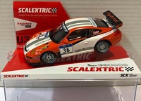 Scalextric U10395S300 Porsche 911 GT3 Hybrid #36
