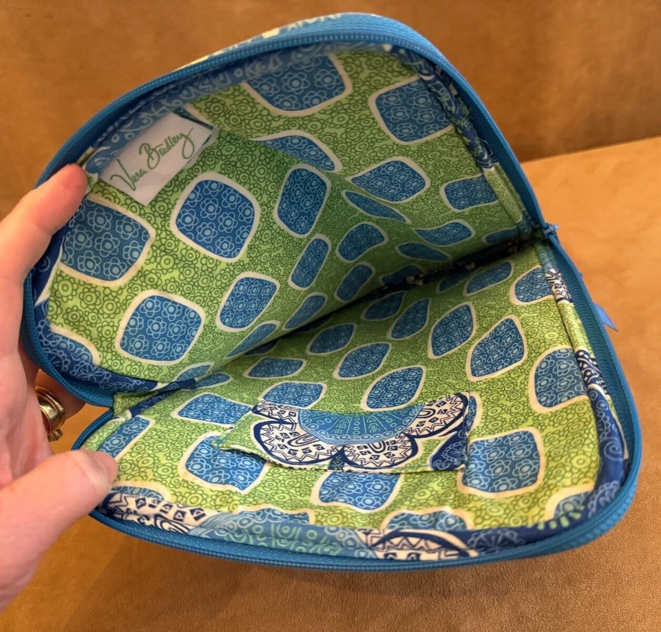 Funda para Tableta Vera Bradley Doodle Daisy Lector Electrónico 8.5" x 6.25" x .75" Foto 3 de 3