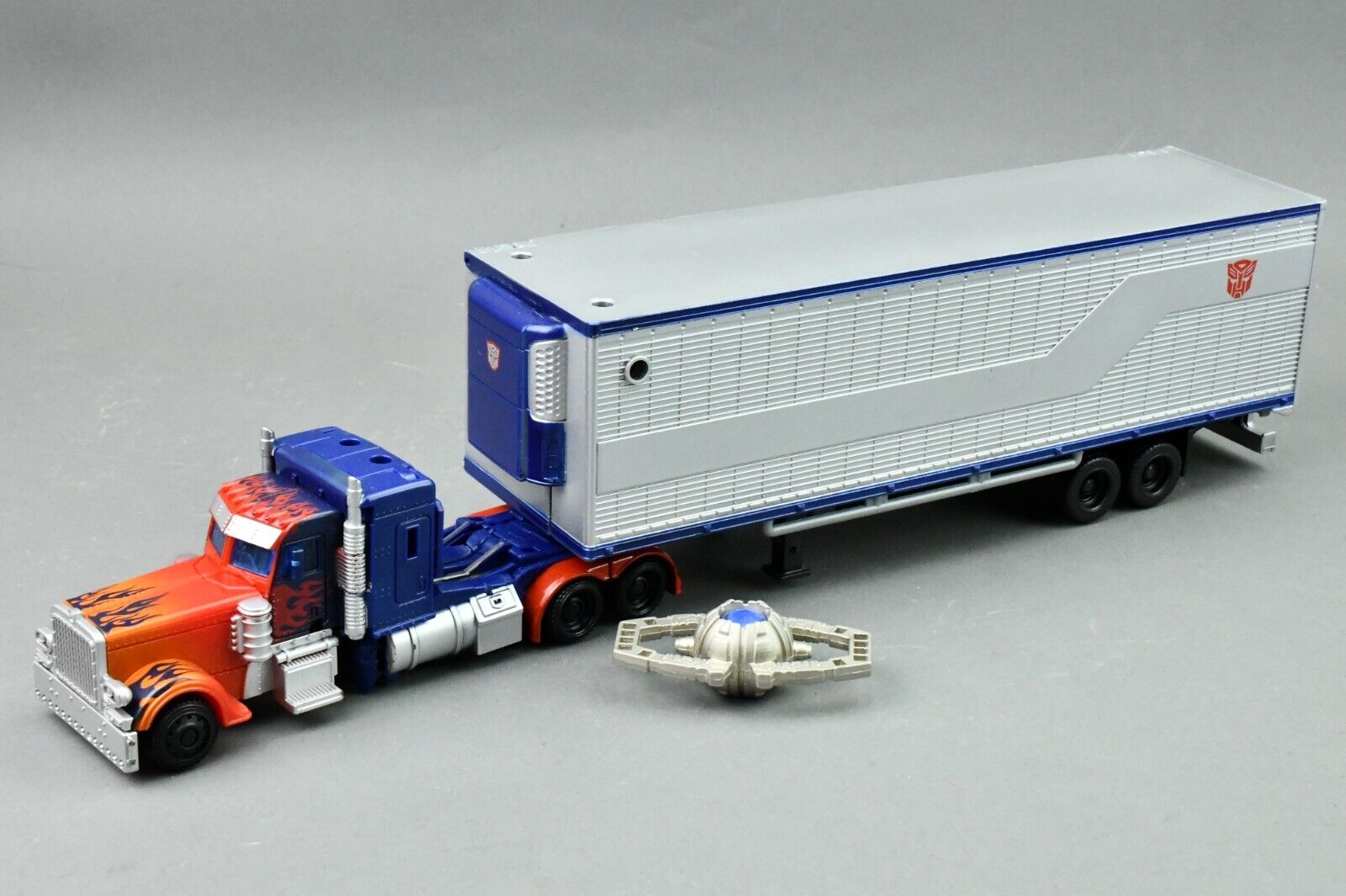 Transformers Dark of the Moon Optimus Prime Deluxe Trailer Dr WU Matrix DOTM