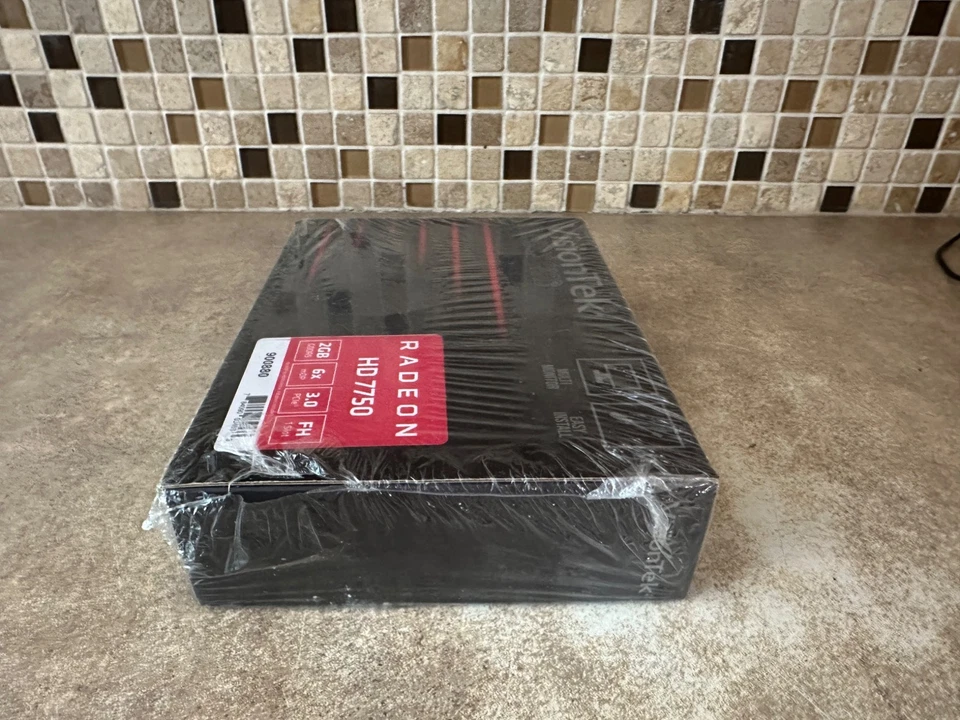 AMD VisionTek Radeon HD 7750 2GB GDDR5 Graphics Card - Image 4 of 4