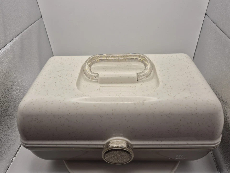 Caja de belleza Ulta Beauty dorado brillo caboodles con estuche de almacenamiento con espejo Foto 3 de 4