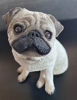 Vintage SANDICAST PUG DOG  FIGURINE M482   4 1/2 INCHES