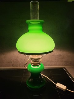 Petroleumlampe(Elekto) OpalGlas Vintage Antik