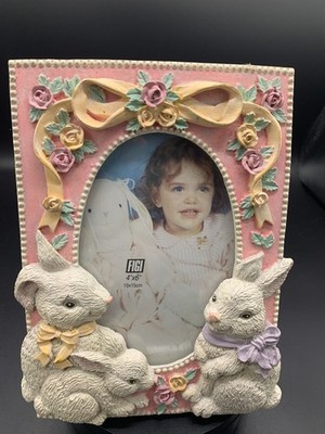 Vintage Ceramic Easter Theme Bunny 4''x6'' Picture Frame