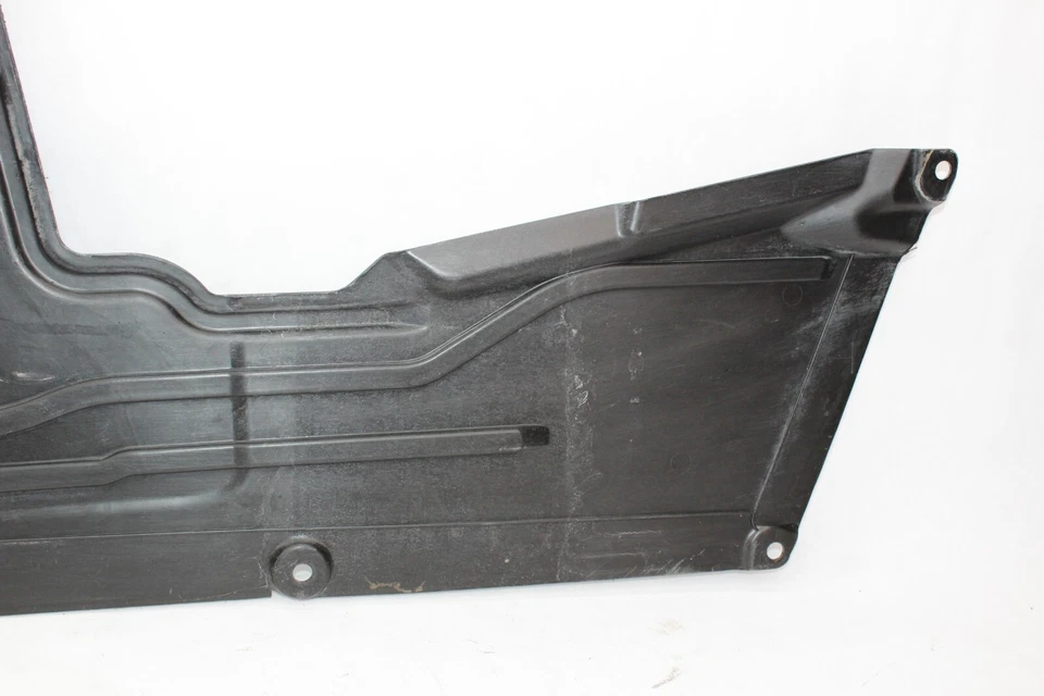 2012-2018 BMW F30 320i 330i 335i 340i M3 центральный левый нижний брызговик чехол - Изображение 4 из 4