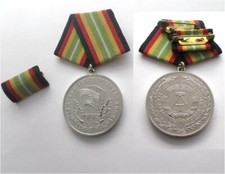 DDR NVA Stasi Orden Medaille Treue Dienste silber-fa. East german army medal RDA