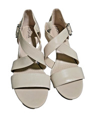 Life Stride Soft Sstem Carlyle Women's Shoes 10 M Beige NWOT