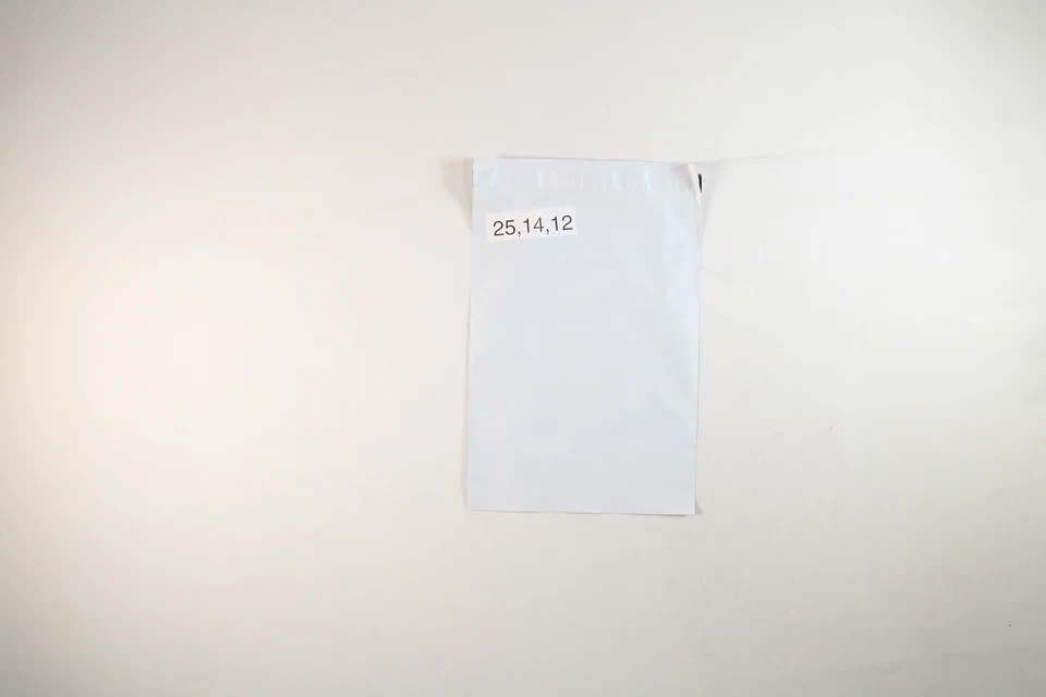 Mens Kirkland Blue Plaid Button Down Shirt Size L Large EUC - Image 4 of 4