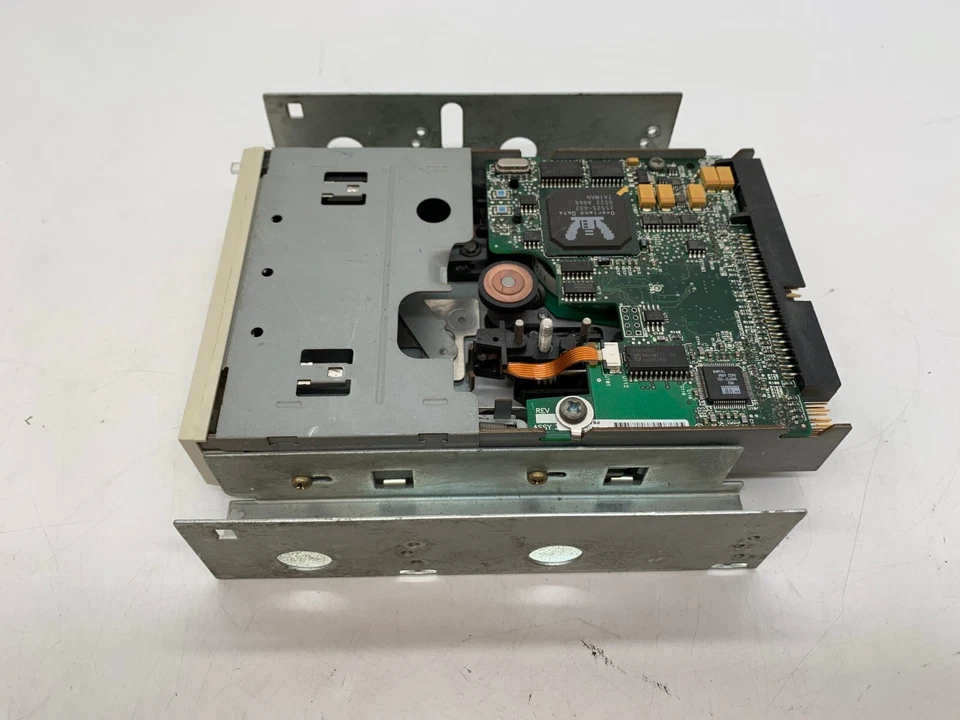 Quantum STT3401A 5.25" INT Travan TR7 Data Tape Drive TD3100-802 Free Shipping - Image 3 of 4