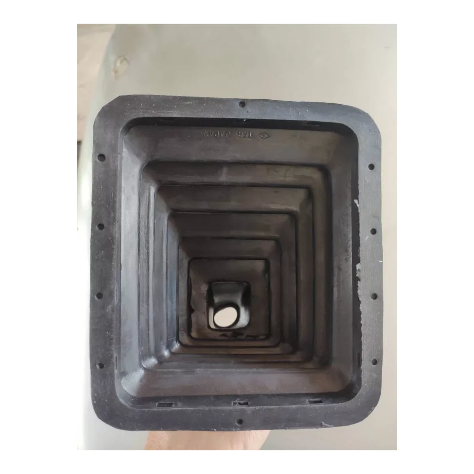 Cubierta de bota de cambio de goma Isuzu TFR Holden Rodeo Pickup 1989-1997 Foto 3 de 4