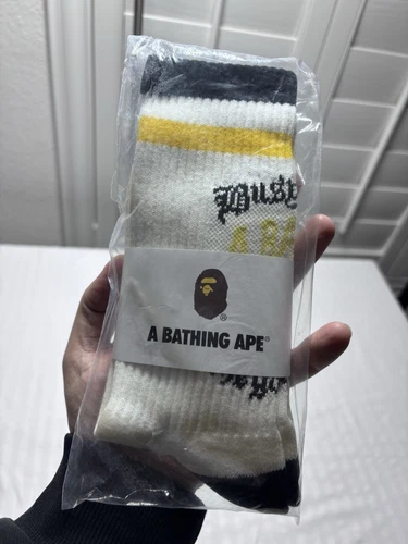 A BATHING APE (BAPE) Calze girocollo BAPE Bathing Ape nuovo logo bianco nero unisex taglia unica
