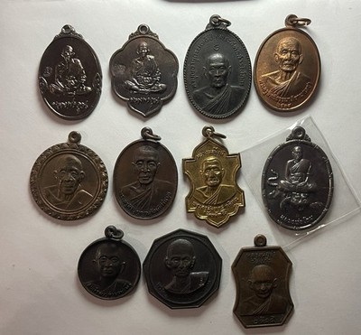 Thai Buddhist Amulet Monk Coin Lot 11 pcs LP Koon / Thai Temple Amulets