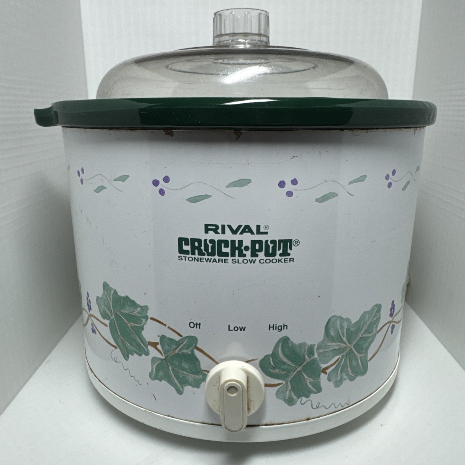 Vintage Rival Crock Pot 2.5 Qt Grape Vine