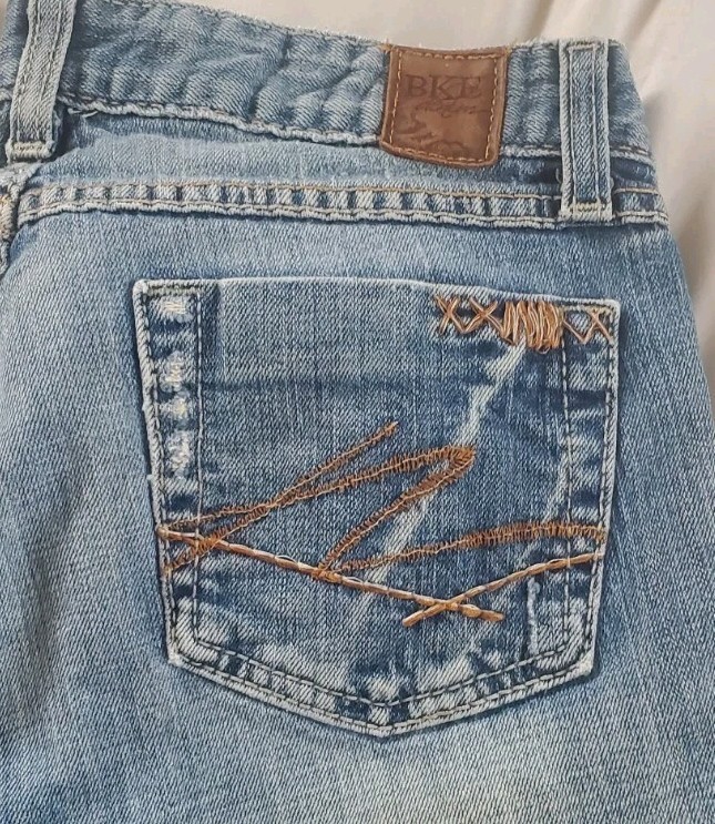 BKE Buckle Starlite Jeans Womens 28x33-1/2 Blue Flare Low Rise (Actual W28/L32) image 10
