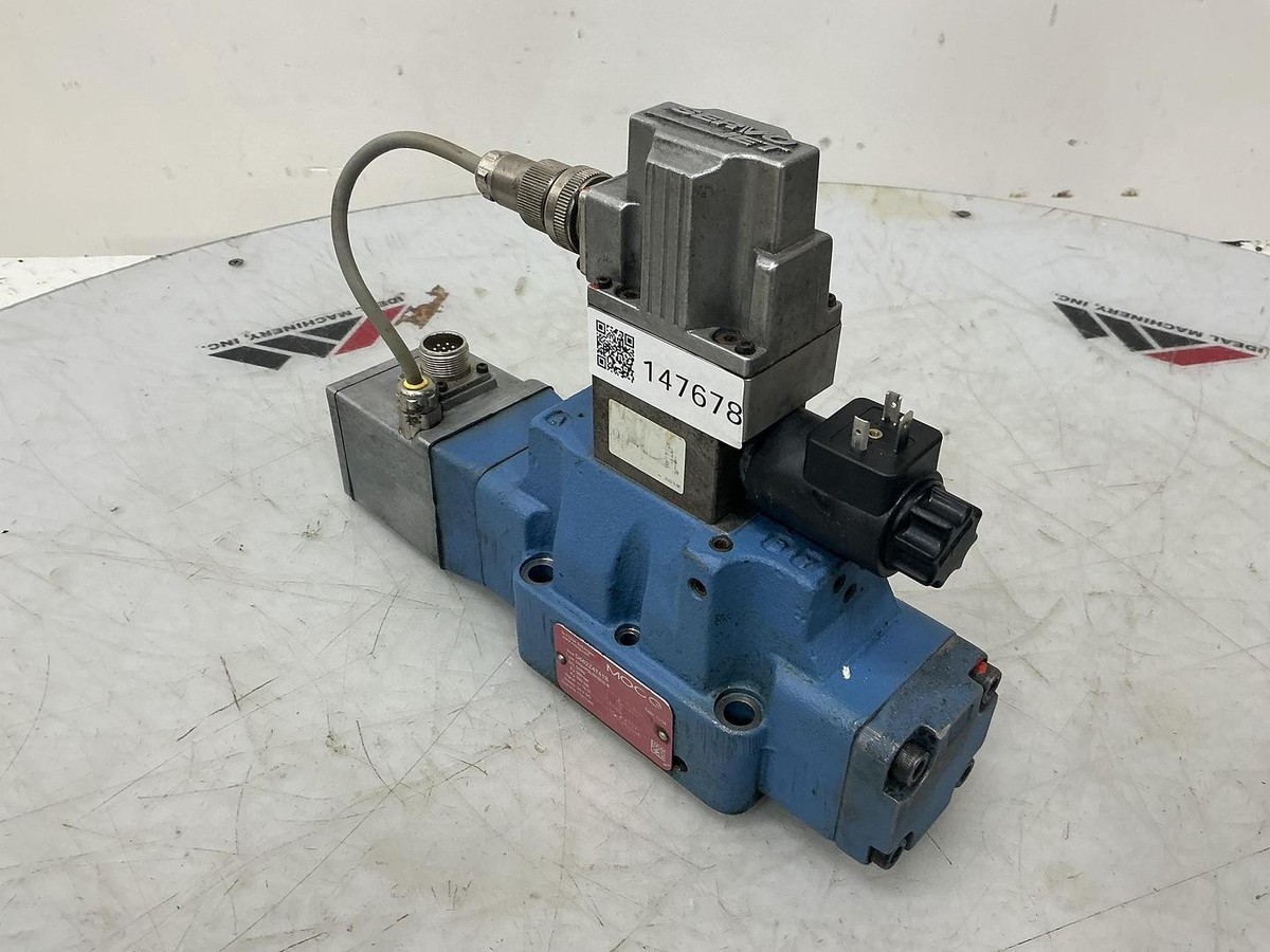 MOOG D061-8311 SERVO Valve USED #147678 | eBay