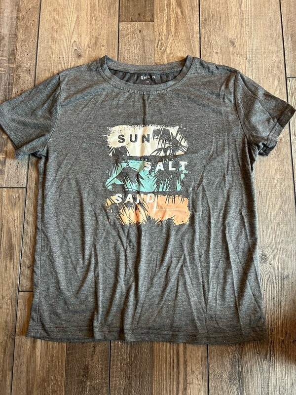 Women’s Shein Sun Salt Sand Gray Short Sleeve Shirt Size Medium