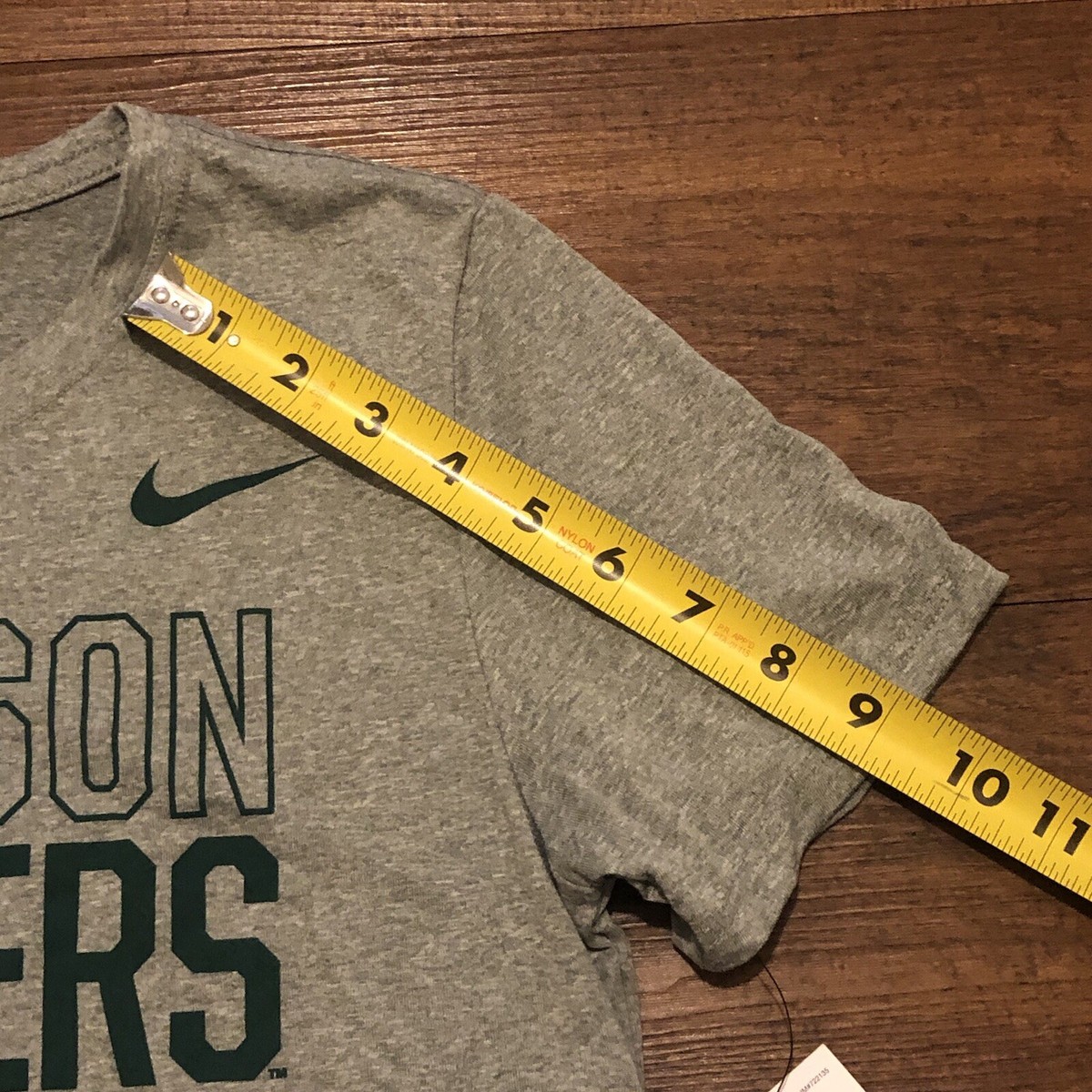 のの NEW Nike Stetson Hatters T-shirt Women's Size Small Gray Green Dri