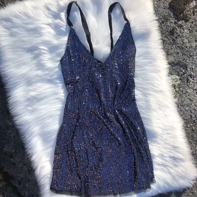 green emerald velvet dress Amazon.com: Intimately Free People Womens Gold Rush Sequined Tie Back Mini  Dress Black XS : Clothing, Shoes & Jewelry