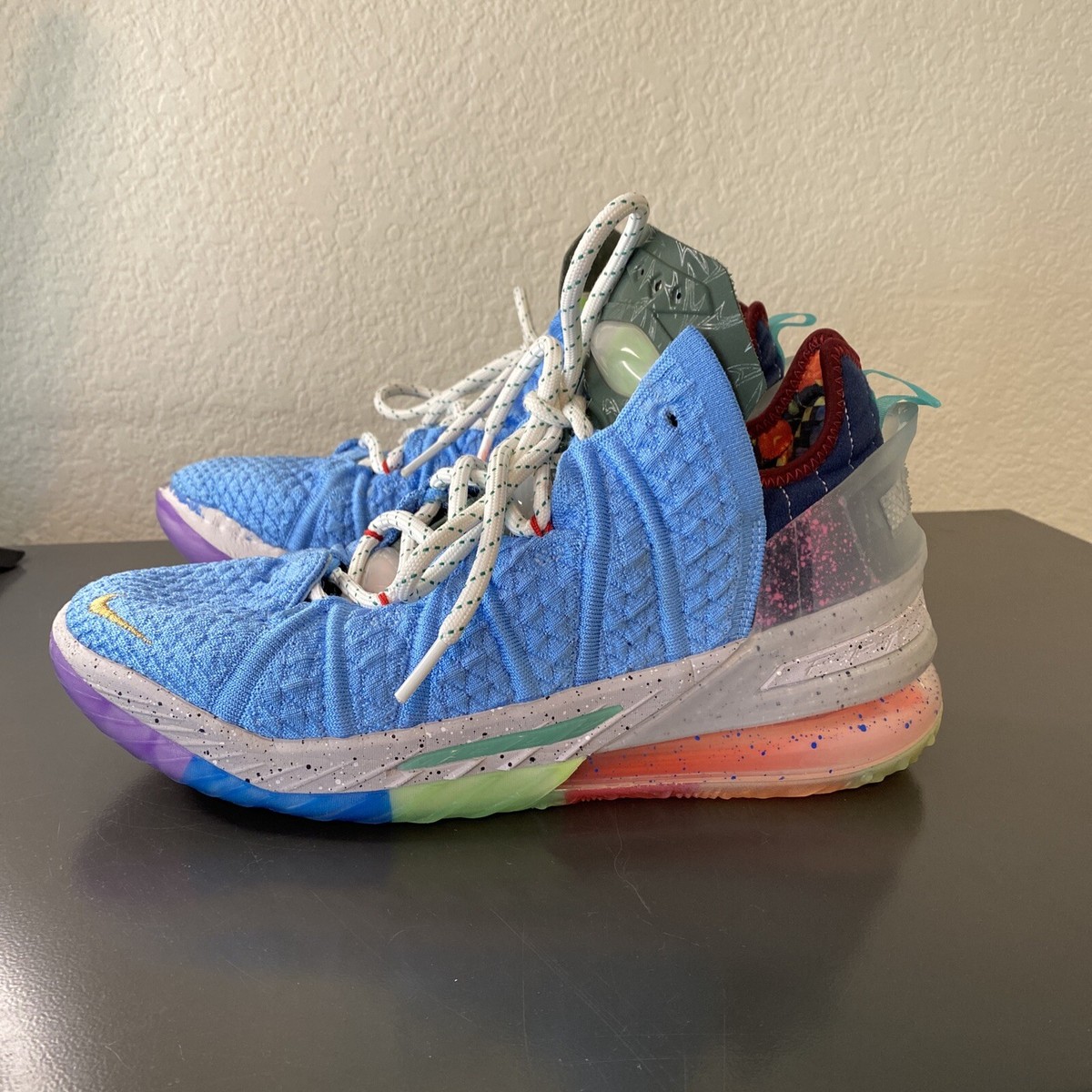 lebron18 review