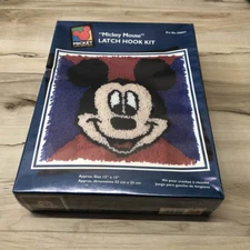 Mickey Unlimited " MICKEY MOUSE " Latch Hook Kit 13" x 13" Brand NEW Sealed