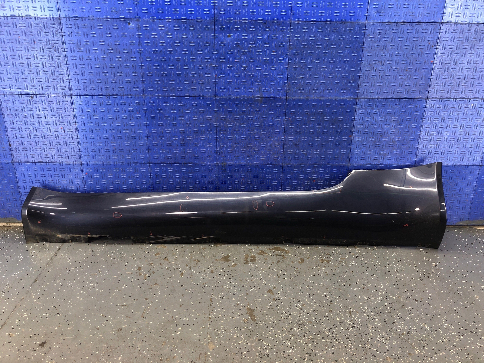 2006-2018 ASTON MARTIN VANTAGE V8 LEFT SIDE SKIRT ROCKER MOULDING BLUE SAPPHIRE