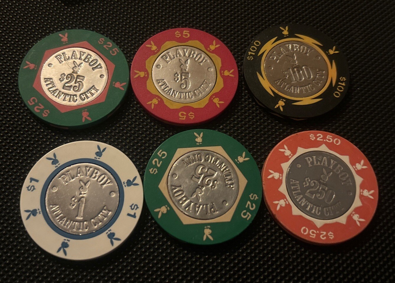 (6) PLAYBOY Casino Chips Atlantic City NJ ** 1 5 25 100 2.50 ** Coin