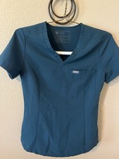 FIGS Catarina One Pocket Scrub Top Pacific Blue Women  s Size XS Short Sleeves