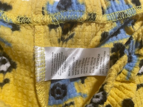 Despicable Me Pajama Set Large Size 12-14 - Picture 3 of 6
