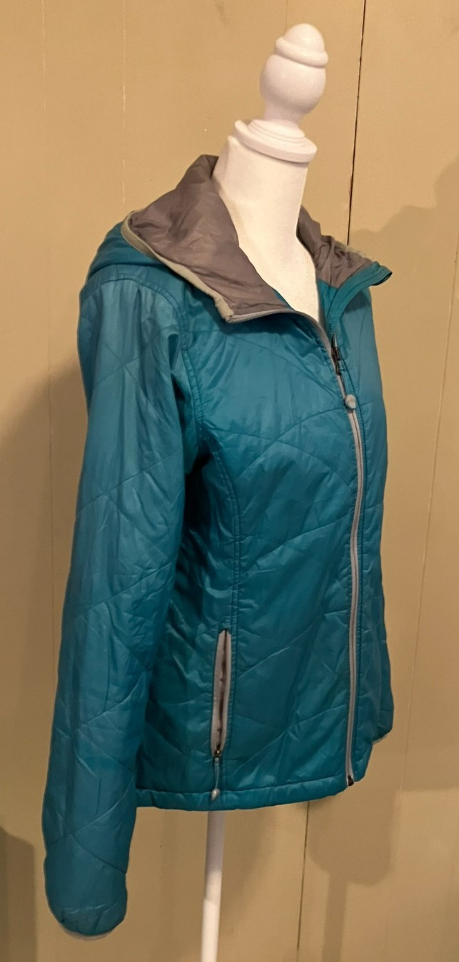 LL Bean Primaloft Packable Puffer Jacket Hood Zip… - image 4