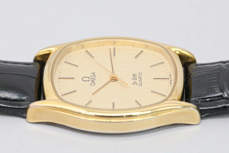 Sin tarifas **CASI COMO NUEVO** Corona de empuje vintage OMEGA De Ville Cal.1336 Qz 33 mm para hombre Foto 4 de 4