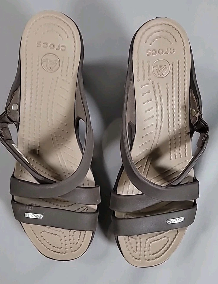 Sandalias Crocs Cyprus IV para mujer 8W marrón plástico sin cordones plataforma zapato 14558 Foto 3 de 4