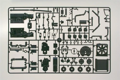 Modellino camion 1/24 PETERBILT 378 LONG HAULER ITALERI 3857 Scala 1:24 - Immagine 4 di 4