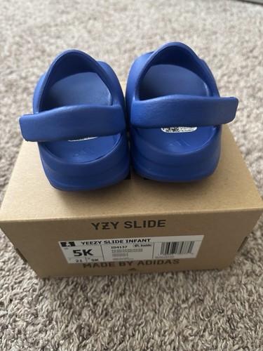 Adidas Yeezy Slide Azure Infant Size 5K - Picture 4 of 4