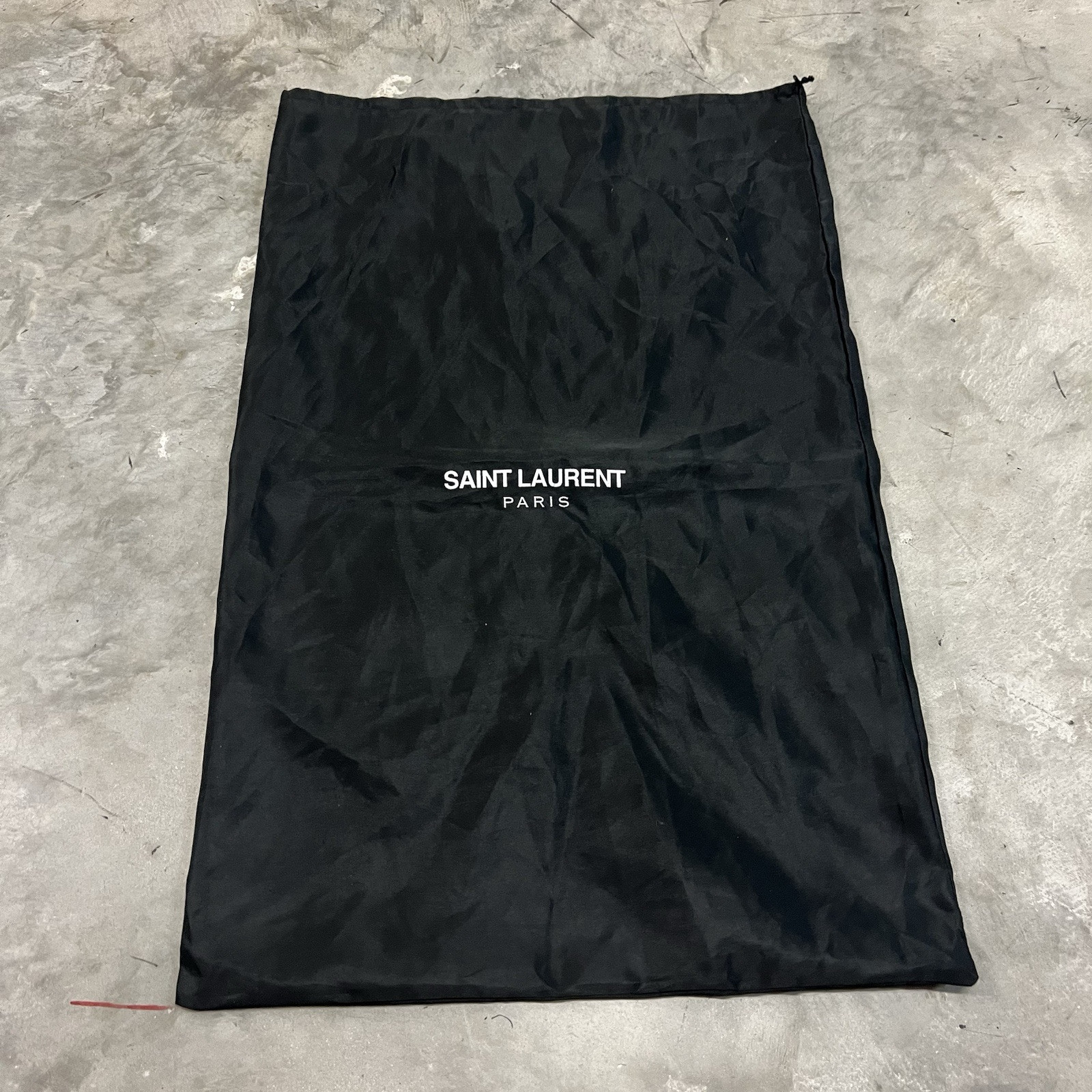 Sacchetto antipolvere Saint Laurent nero con coulisse logo bianco 27X17 pollici grande